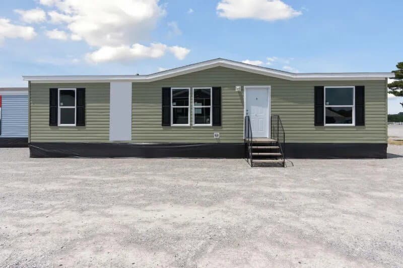 Churchill elevation and exterior home features