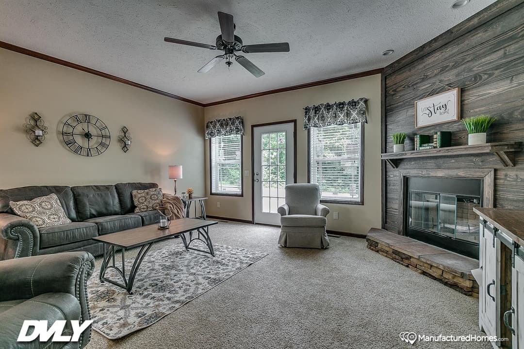 Brooks pointe interior home features