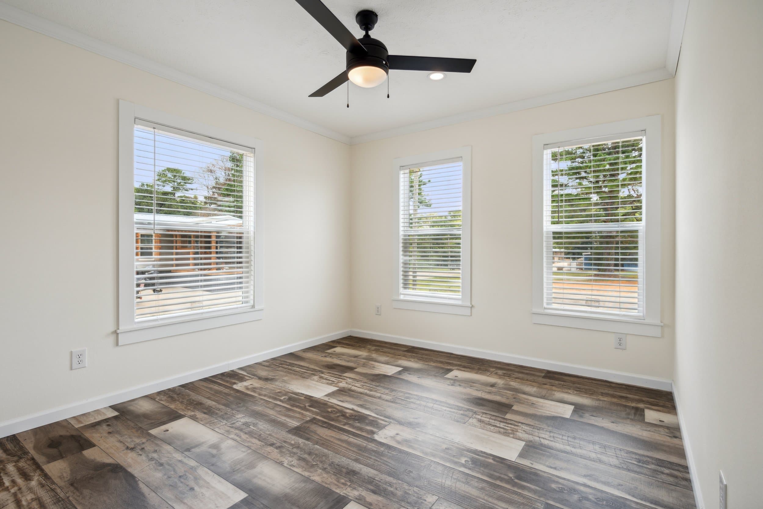 Nexus bedroom home features