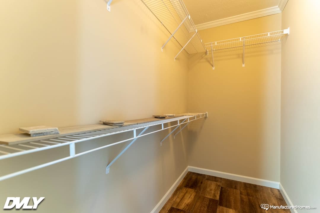 The lodge 2 interior home features