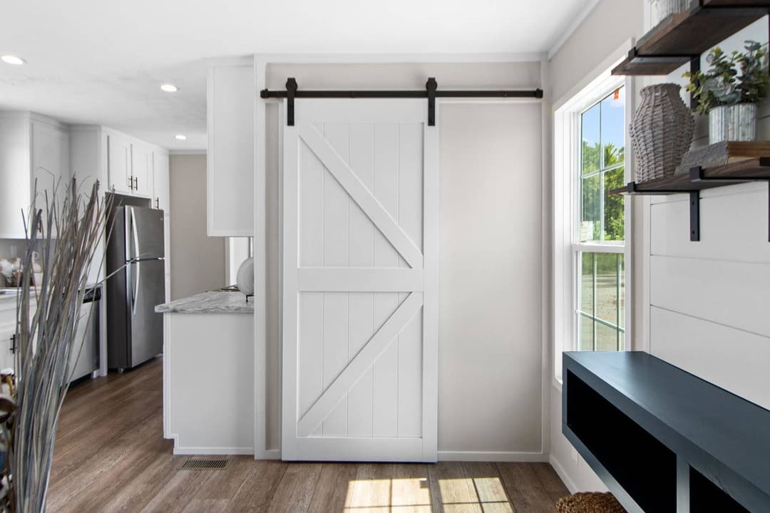 Sierra interior home features