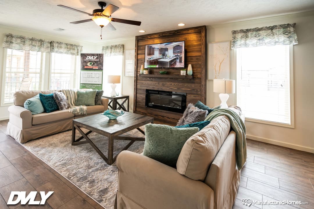 Robin's nest interior home features