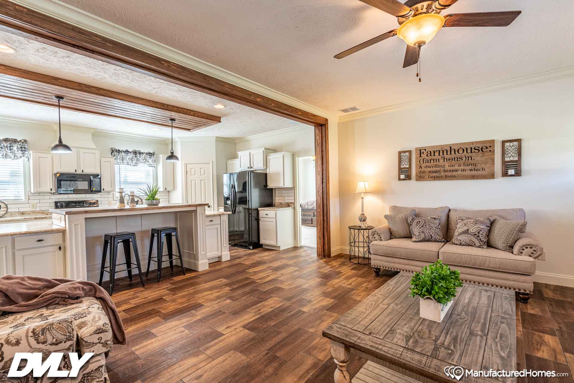 Orchard house (porch) kitchen home features