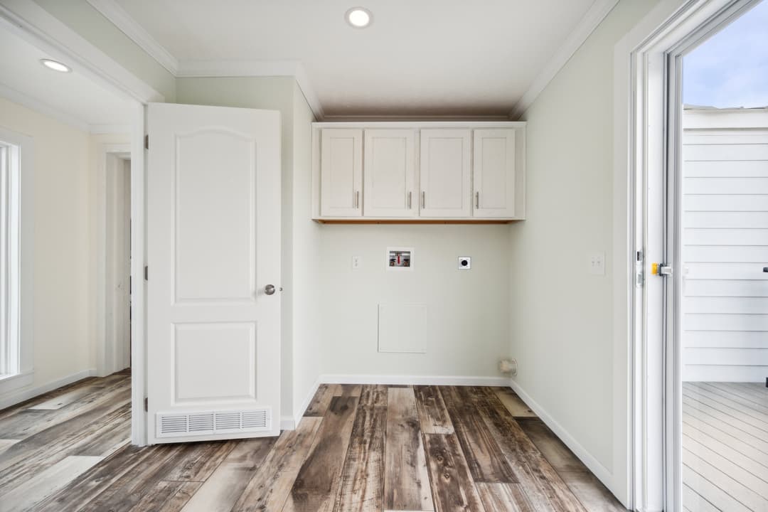 Nexus interior home features