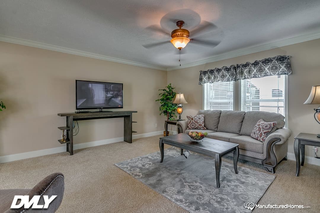 Brooks pointe interior home features