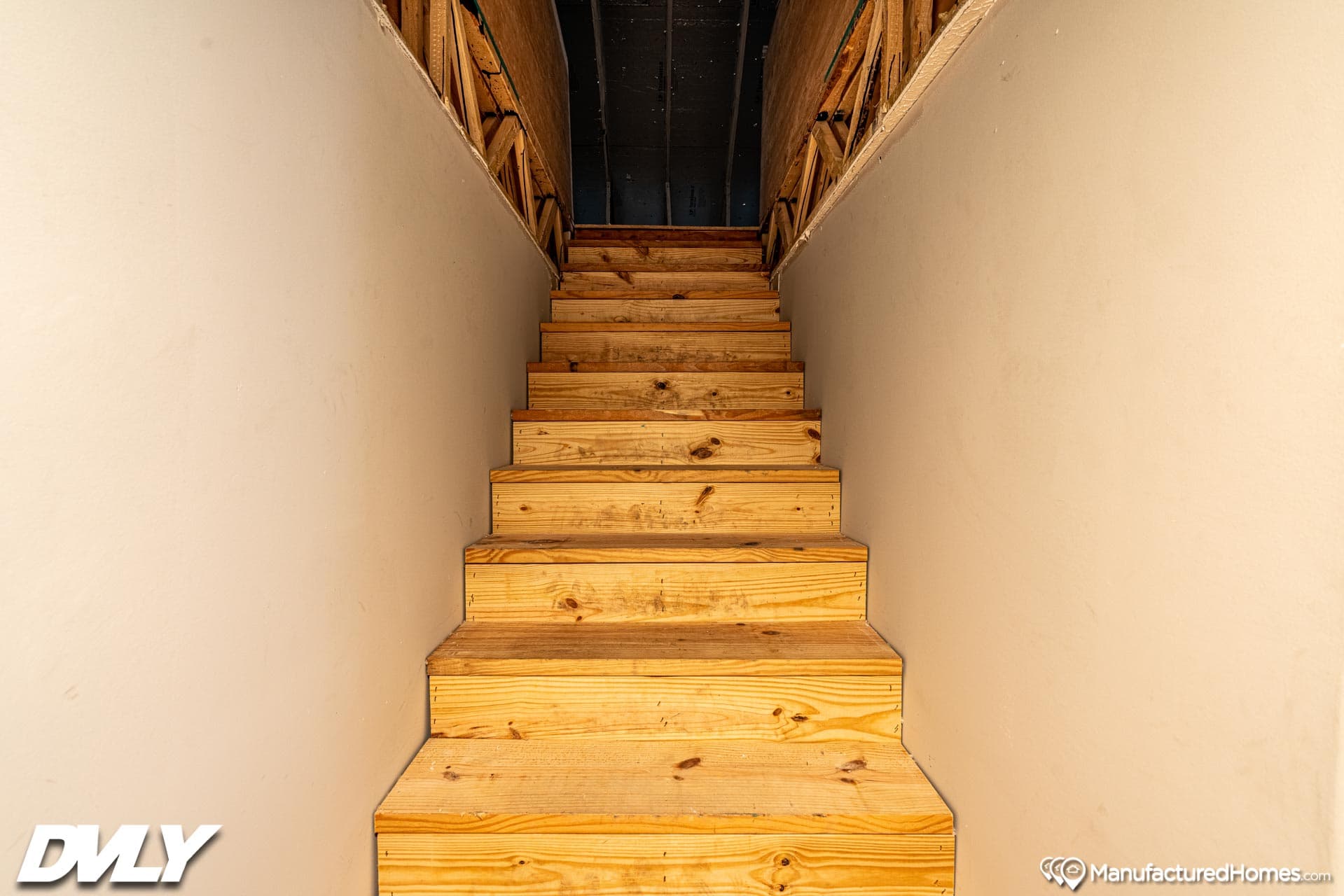 The julia interior home features