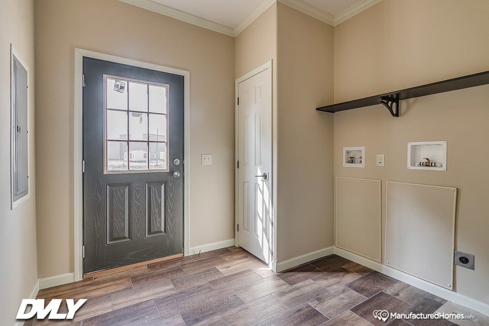 Charis house interior home features