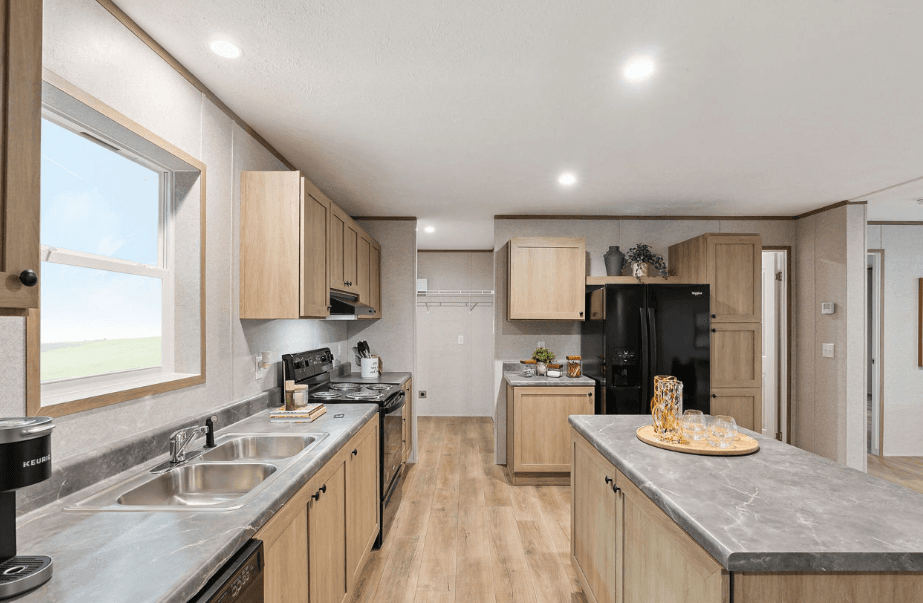 Mammoth kitchen home features