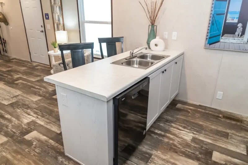 Spire kitchen home features