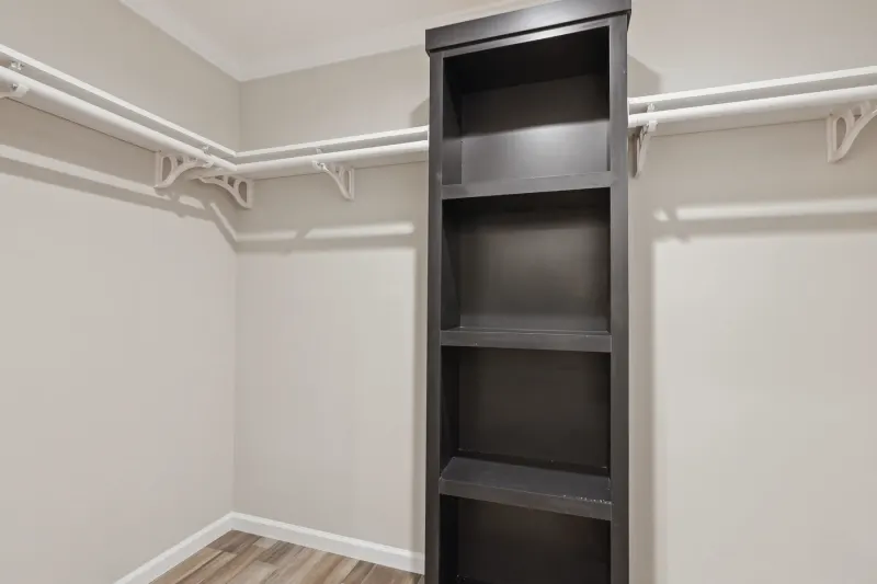 Casa grande bedroom home features