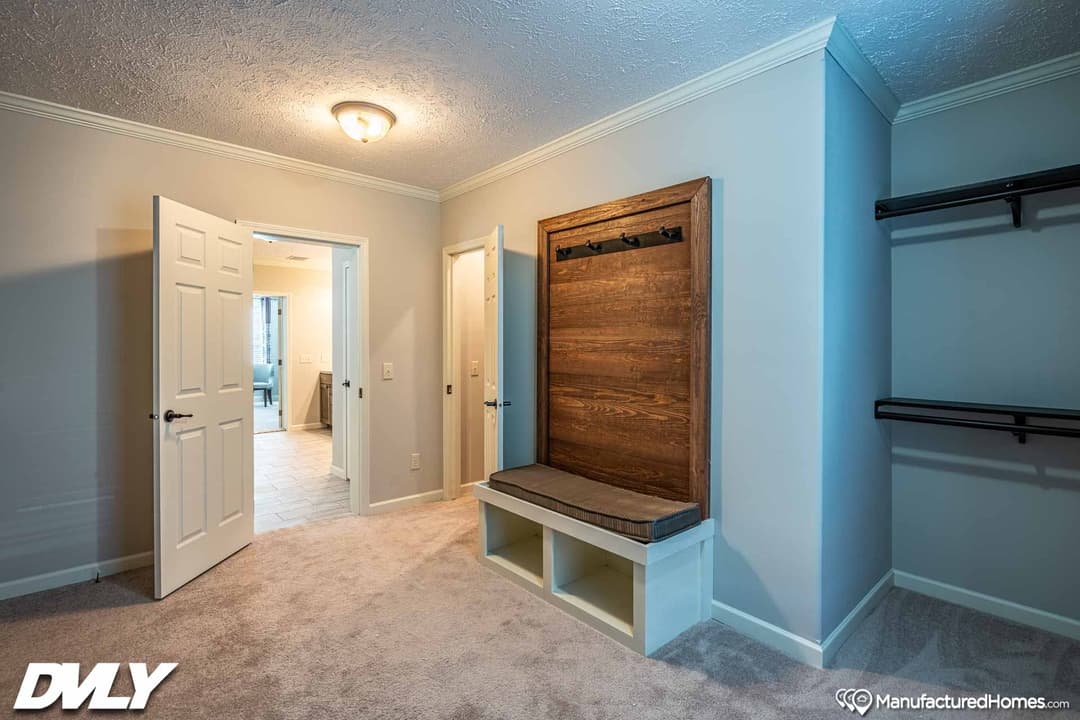 The anais interior home features